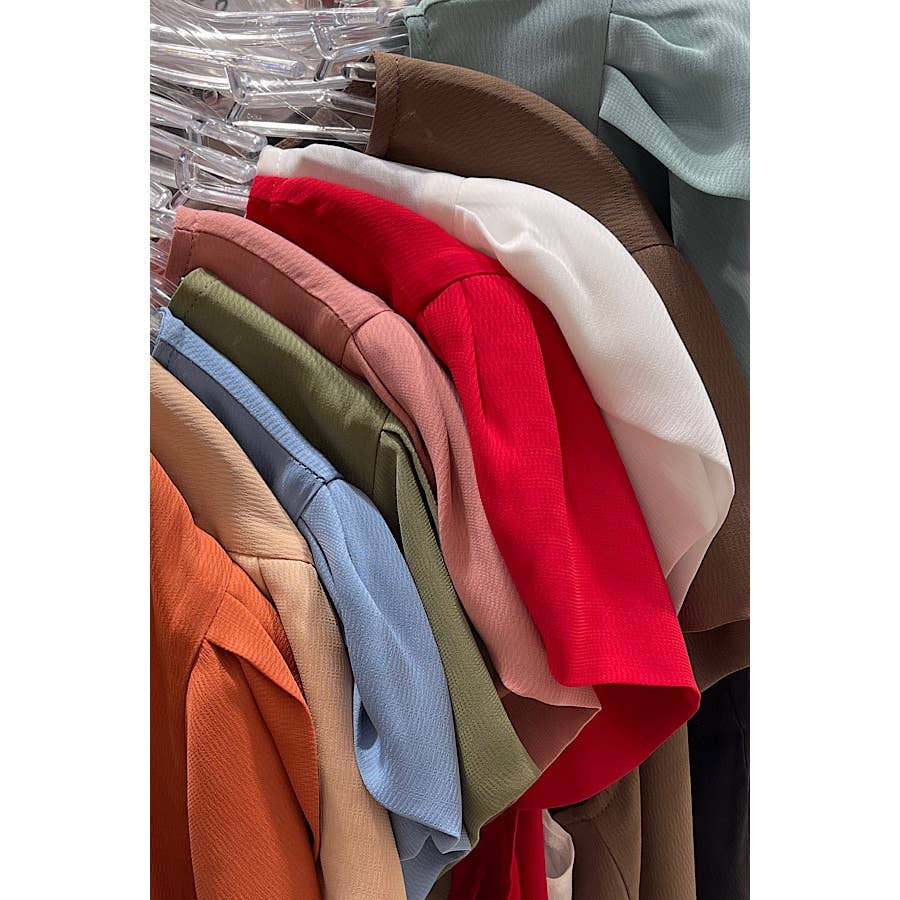 PLUS SIZE PLEATED TULIP SLEEVE BLOUSE