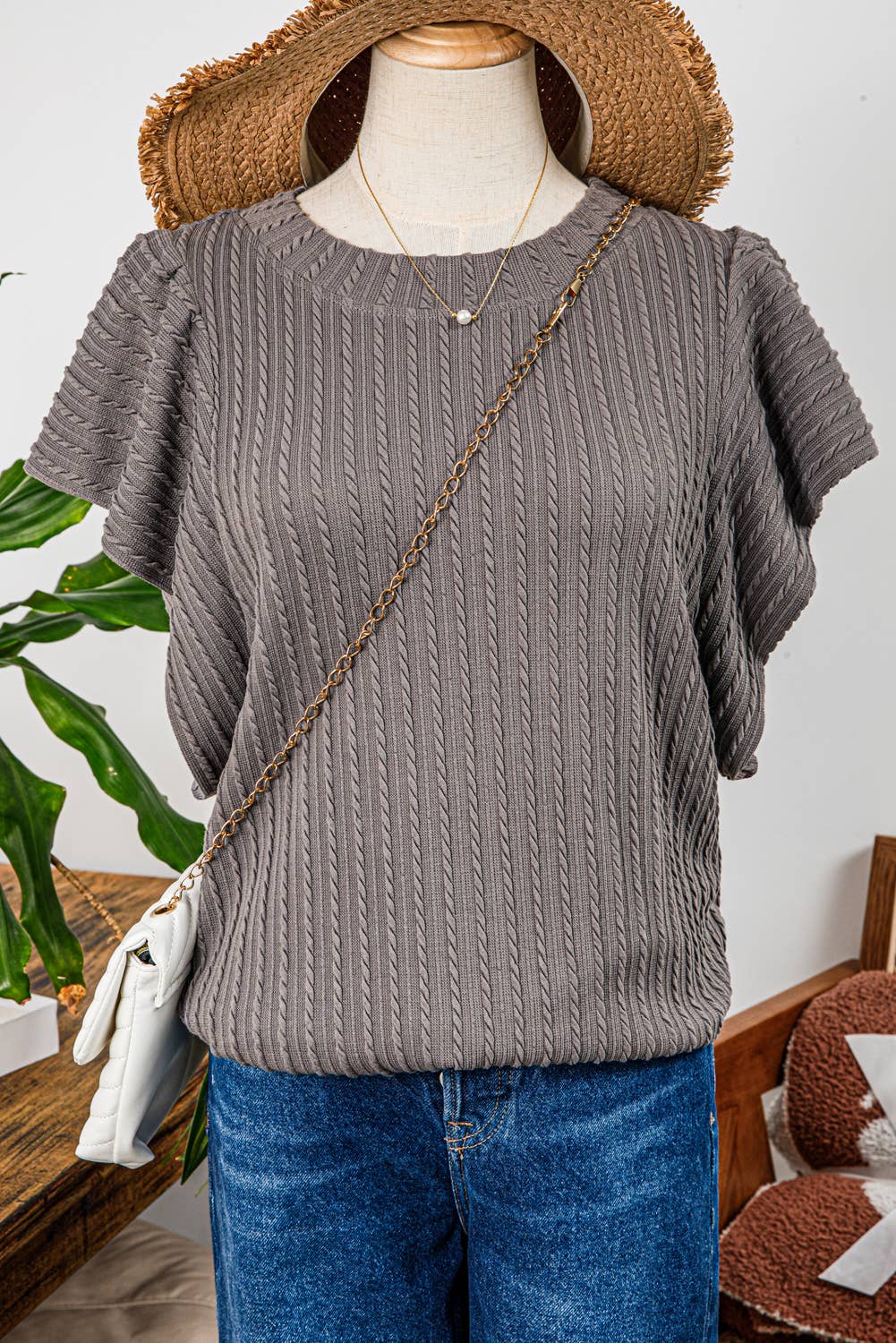 Fashion-W Summer Solid Color Textured Flutter Sleeve Top