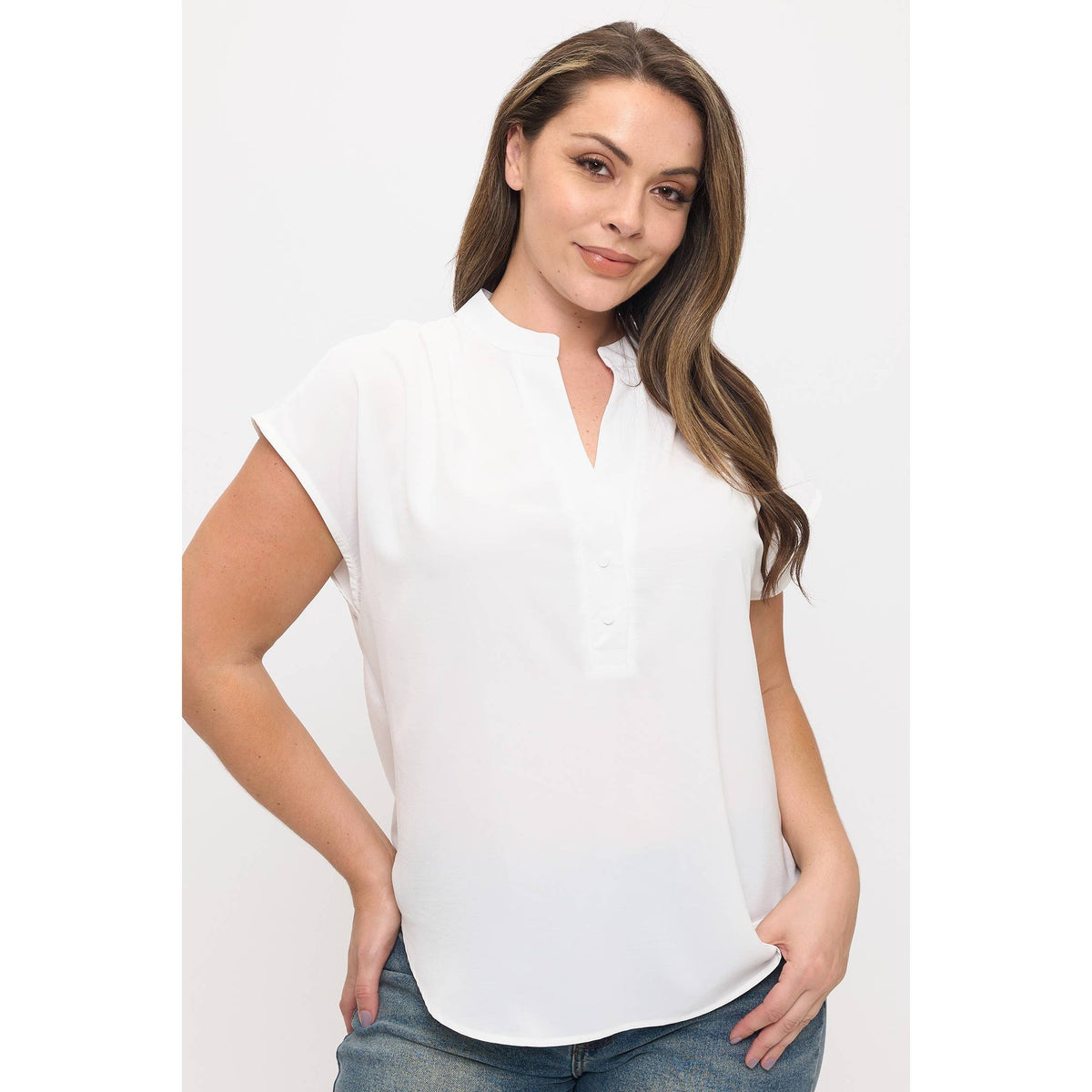 PLUS SIZE RELAXED FIT SHORT SLEEVE V NECK BLOUSE